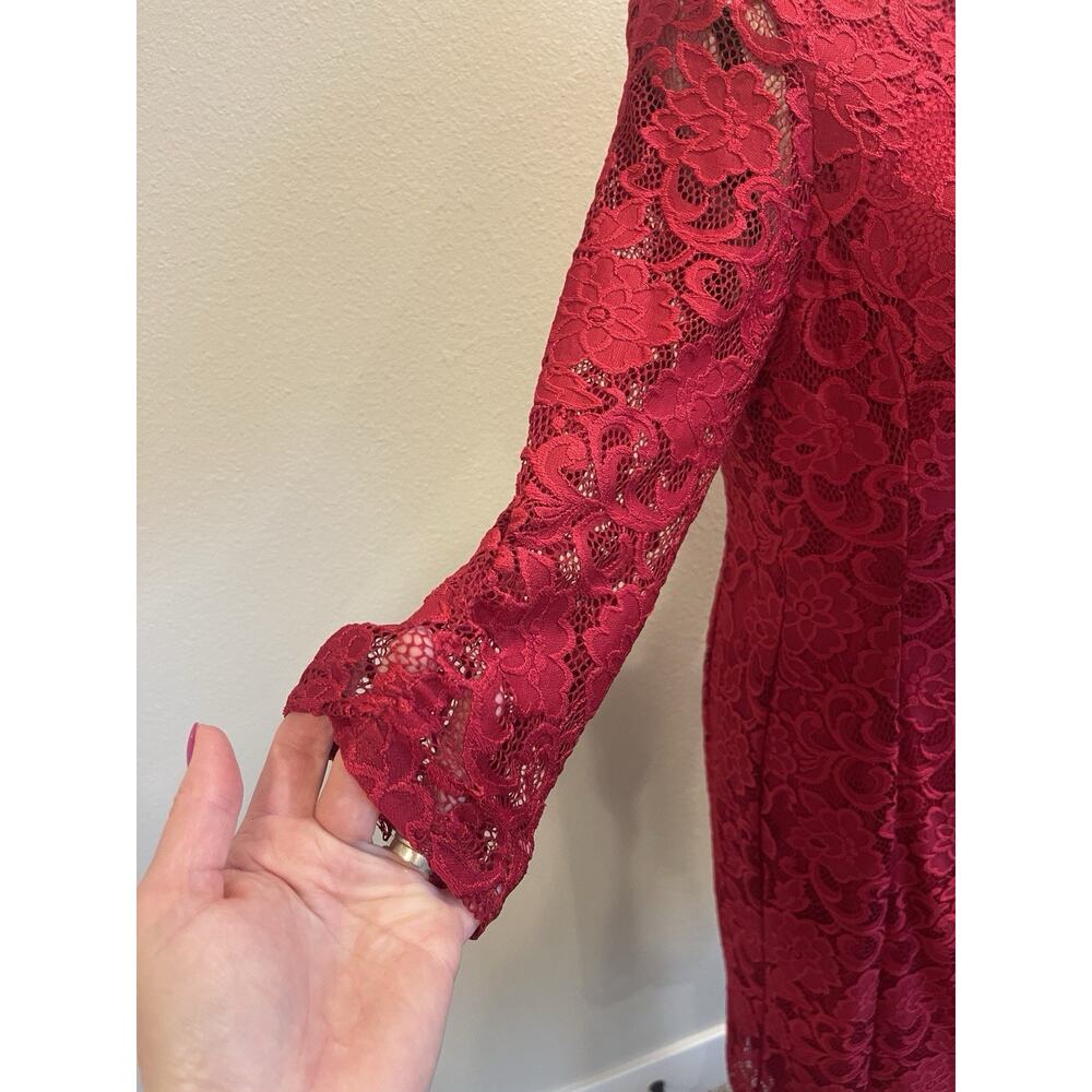 Tahari Arthur Levine Sz 10 Red Lace Cocktail Dress Side Sleeve Ruching Lined - Picture 3 of 11